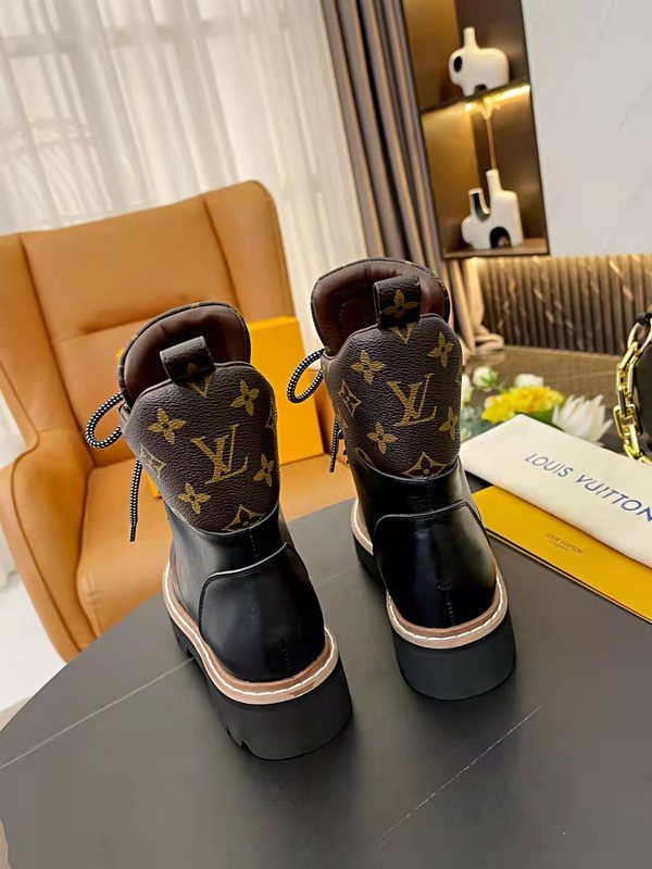 LV Women Shoes 1：1 Quality-851