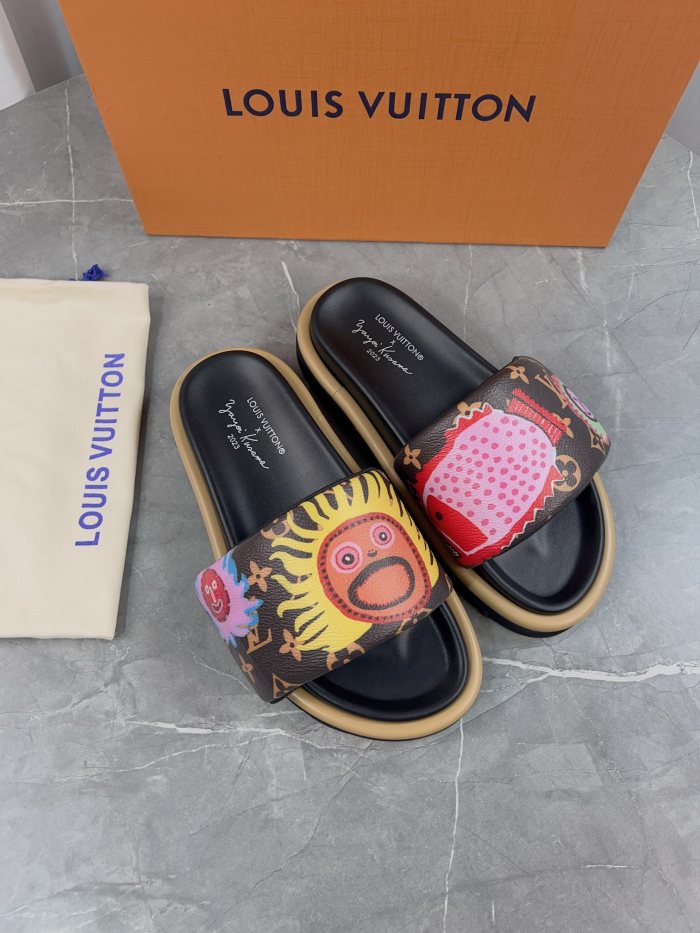 LV women Sandals 1：1 Quality-518