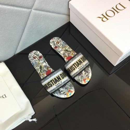 Dior women slippers 1：1 quality-300