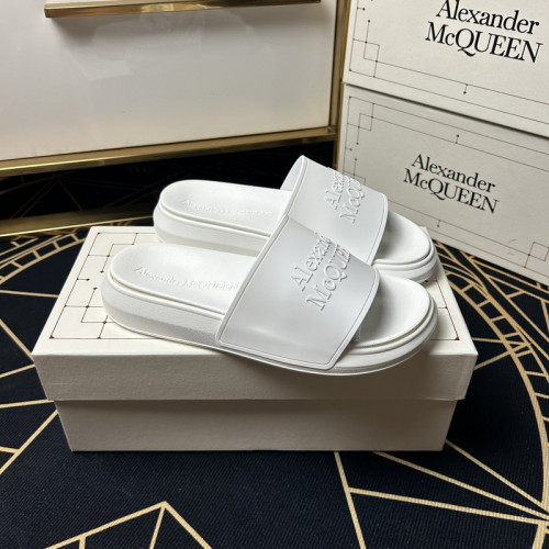 Alexander McQueen women slippers AAA-037