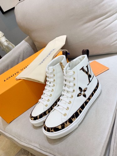 LV Women Shoes 1：1 Quality-432