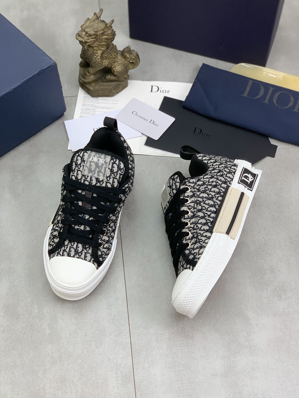 Dior Women Shoes 1：1 quality-496
