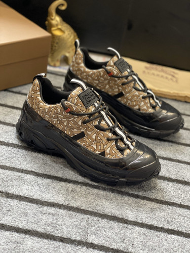 Burberry men shoes 1：1 quality-378