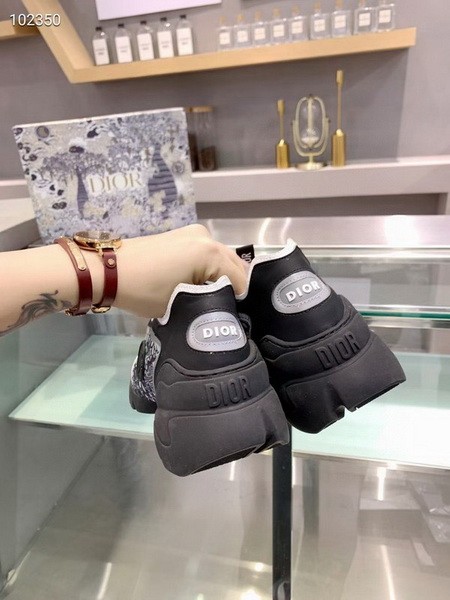 Dior Women Shoes 1：1 quality-246