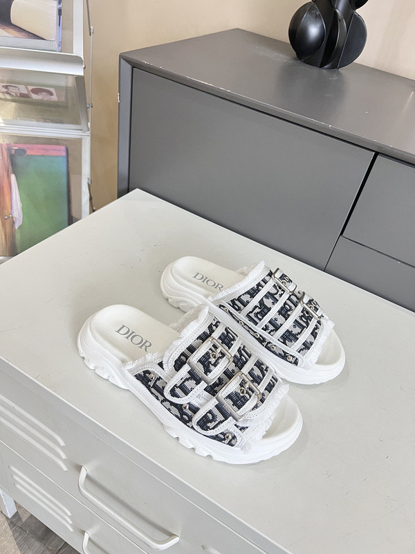 Dior women slippers 1：1 quality-194