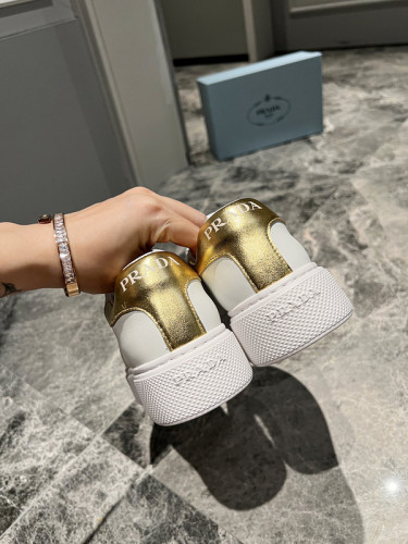 Prada women shoes 1：1 quality-358