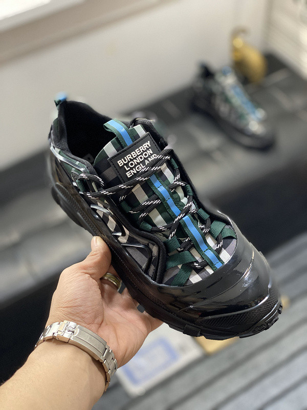 Burberry men shoes 1：1 quality-373