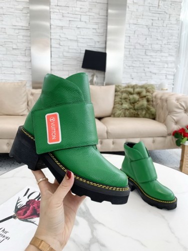 LV Women Shoes 1：1 Quality-702