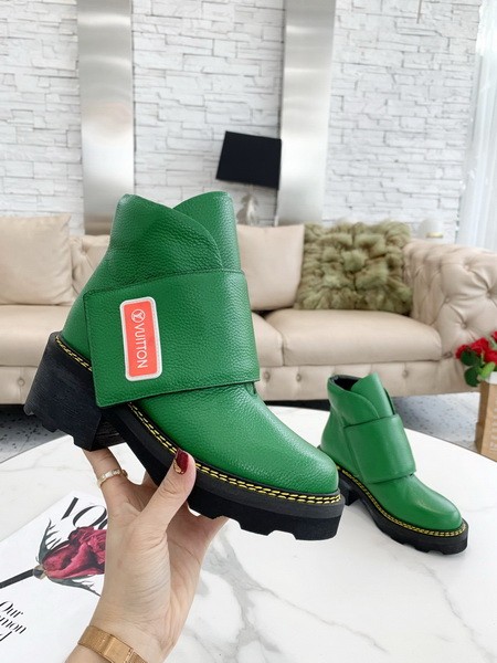 LV Women Shoes 1：1 Quality-702