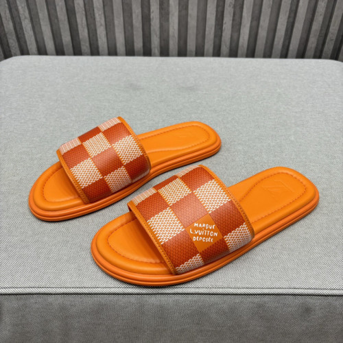 LV Sandals 1：1 Quality-810