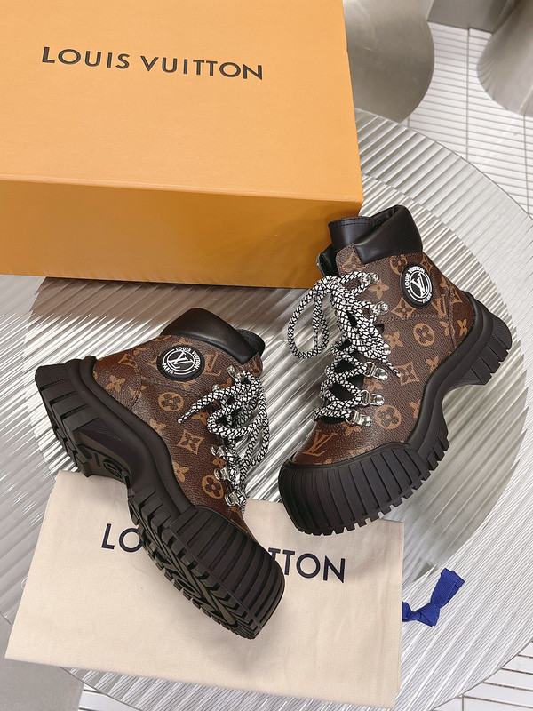 LV Women Shoes 1：1 Quality-870