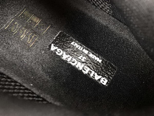 B 17FW Tripe-S High End Sneaker-061