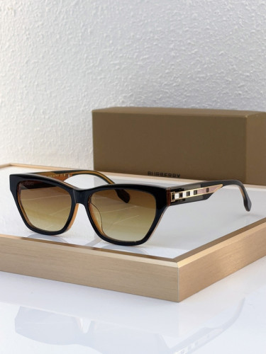 Burberry Sunglasses AAAA-2549