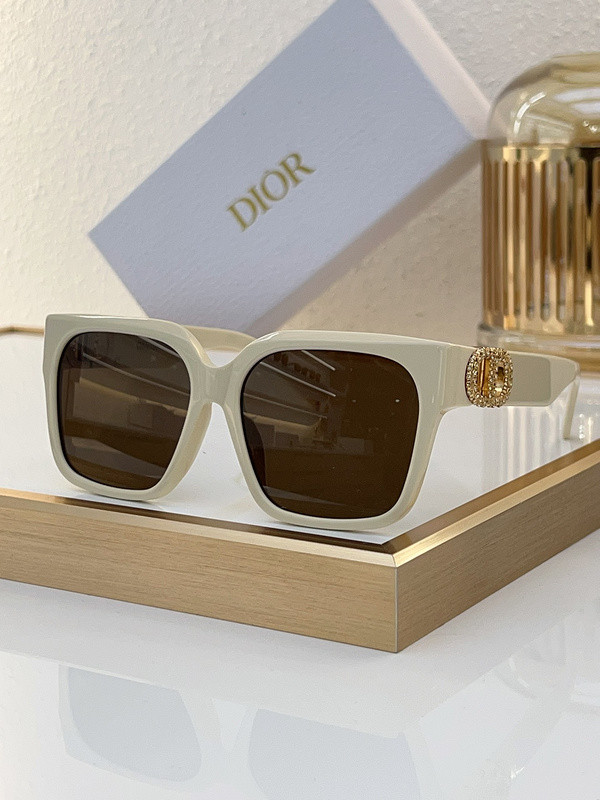 Dior Sunglasses AAAA-2795