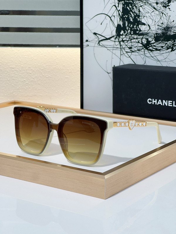 CHNL Sunglasses AAAA-3902