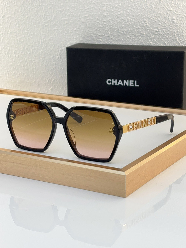 CHNL Sunglasses AAAA-4147