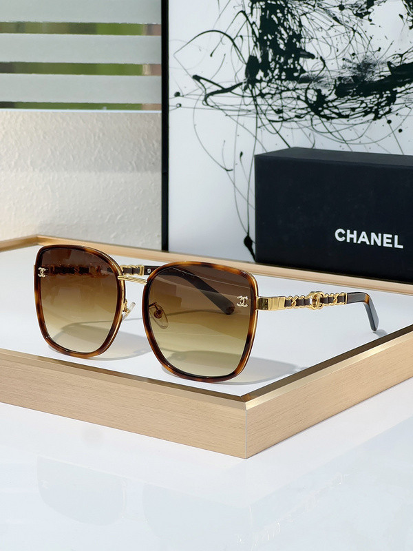 CHNL Sunglasses AAAA-4084