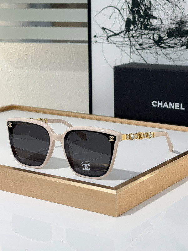 CHNL Sunglasses AAAA-4062