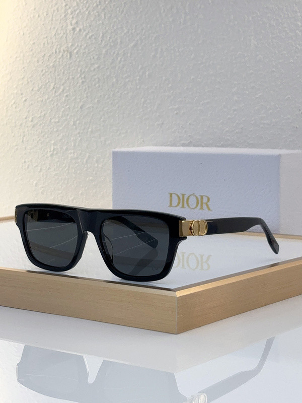 Dior Sunglasses AAAA-2830