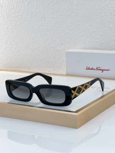 Ferragamo Sunglasses AAAA-800