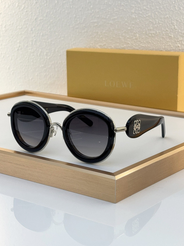 Loewe Sunglasses AAAA-426