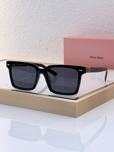 Miu Miu Sunglasses AAAA-989