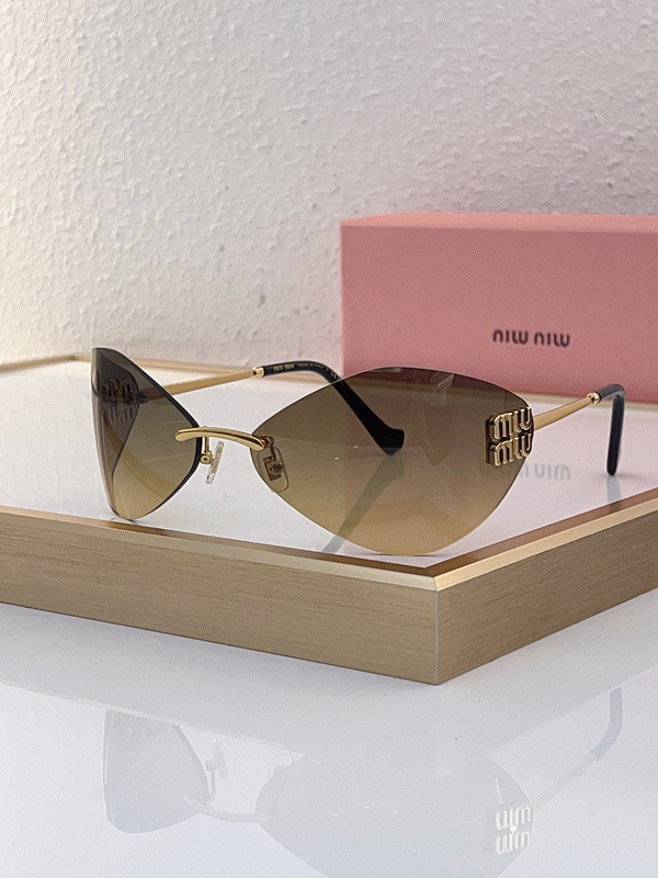 Miu Miu Sunglasses AAAA-973