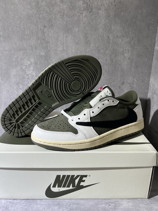 Authentic Travis Scott x Air Jordan 1 Low “Medium Olive” GS