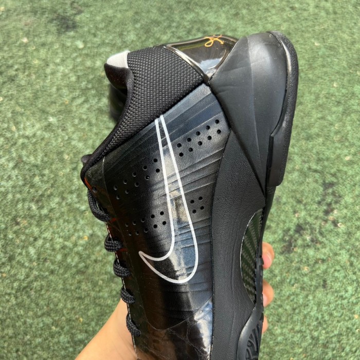 Authentic Nike Kobe 5 Black Out