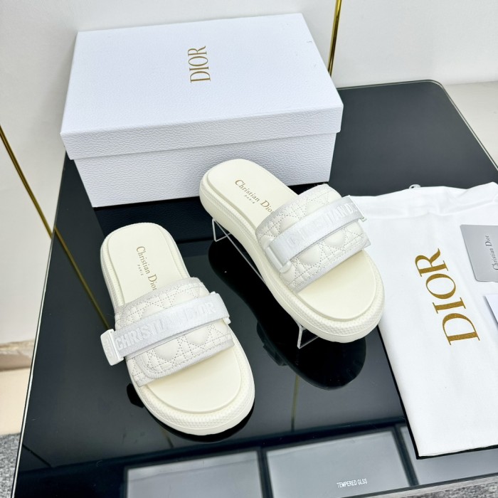 Dior women slippers 1：1 quality-373