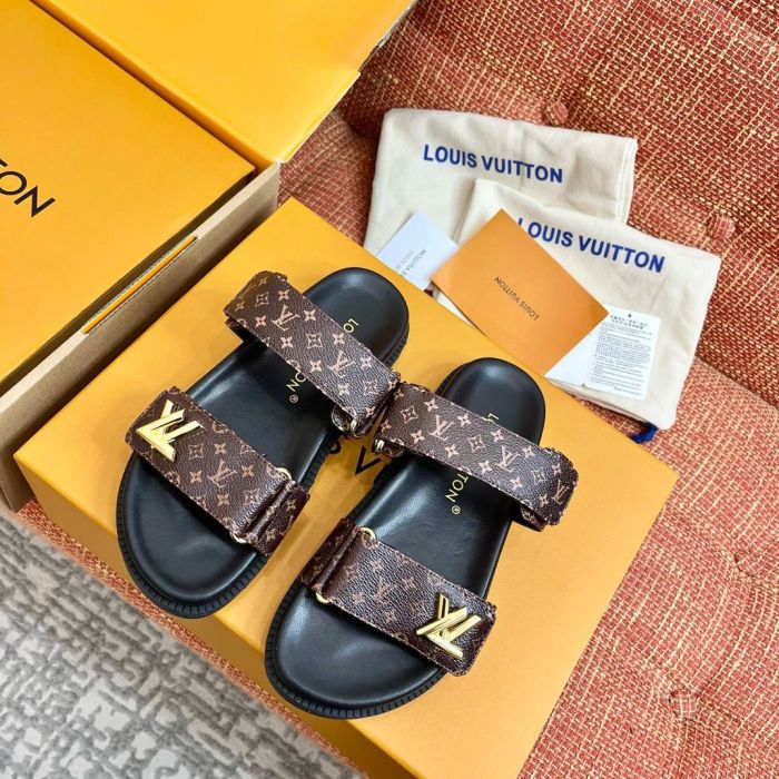 LV women Sandals 1：1 Quality-845