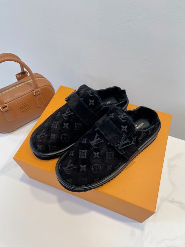 LV Women Shoes 1：1 Quality-1058