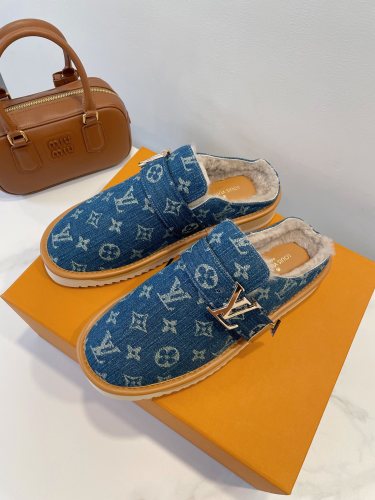 LV Women Shoes 1：1 Quality-1056