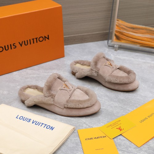 LV women Sandals 1：1 Quality-868