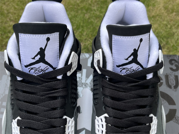 Authentic Air Jordan 4 “Fear” 2024