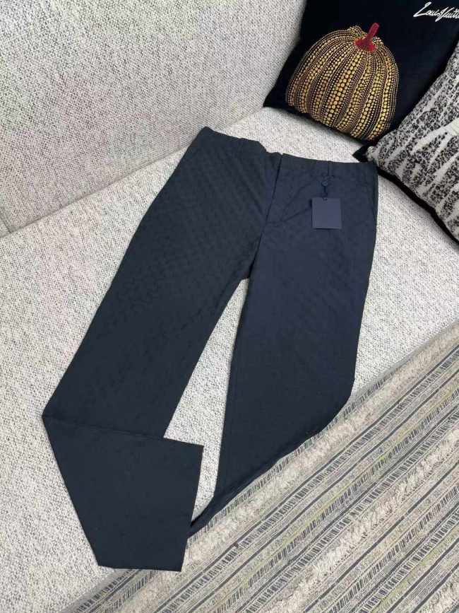 LV Pants High End-108