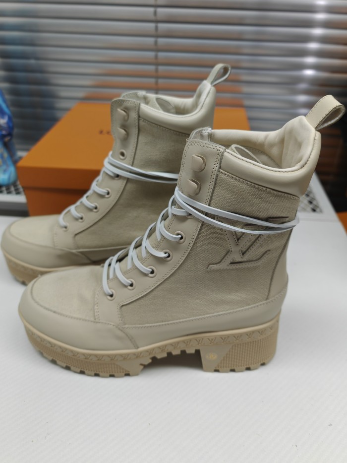 LV Women Shoes 1：1 Quality-1095