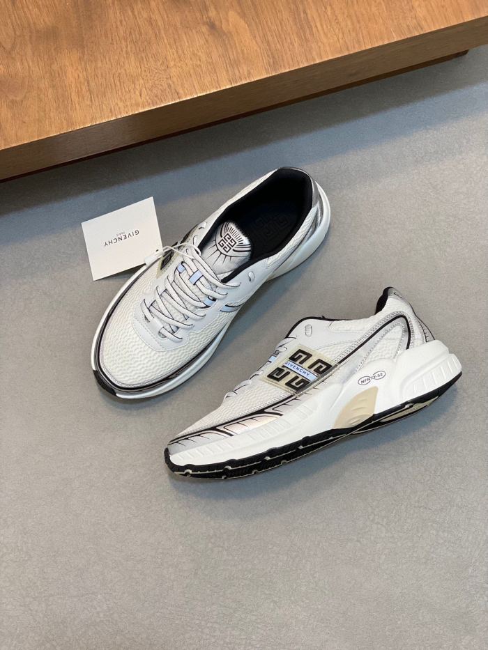 Super Max Givenchy Shoes-323