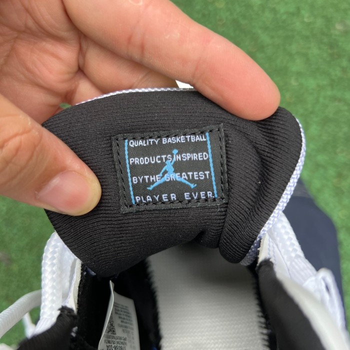 Authentic Air Jordan 11 “Legend Blue” 2024 GS