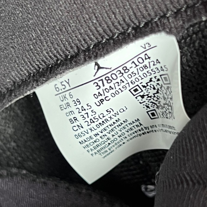 Authentic Air Jordan 11 “Legend Blue” 2024 GS