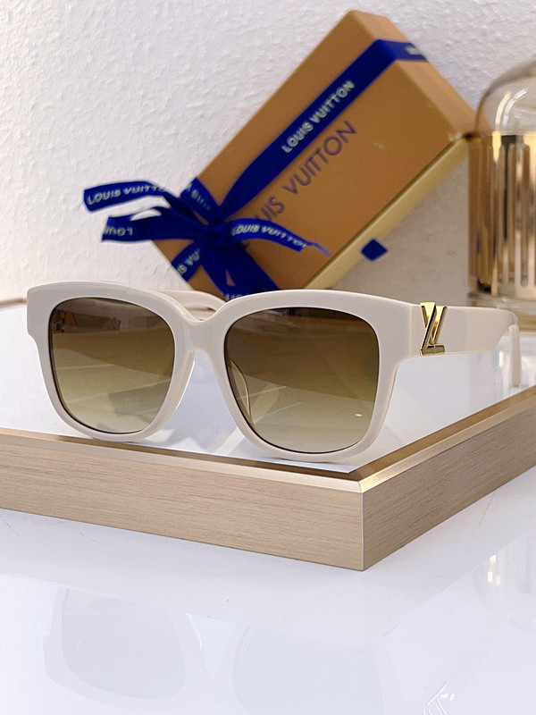 LV Sunglasses AAAA-4870