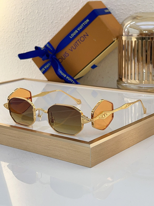 LV Sunglasses AAAA-4702