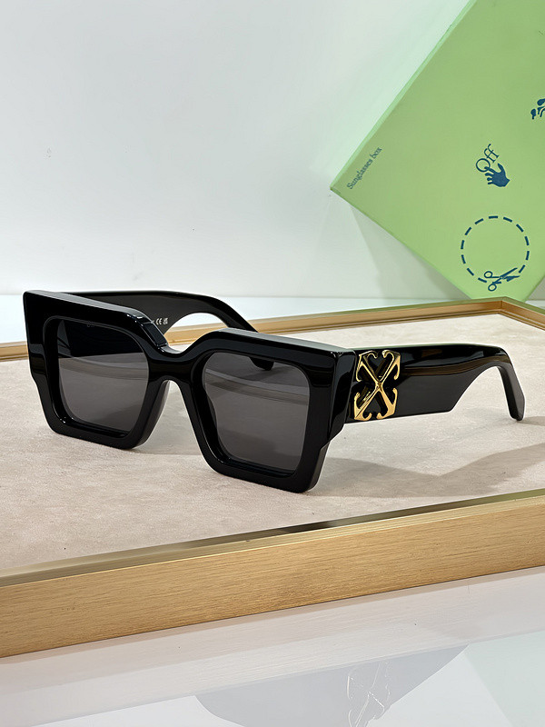 Off white Sunglasses AAAA-771