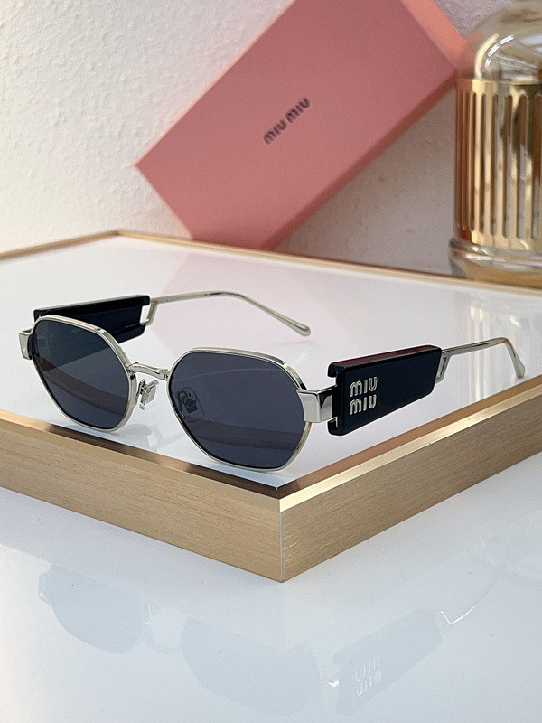Miu Miu Sunglasses AAAA-1209