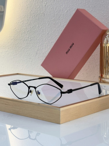 Miu Miu Sunglasses AAAA-1092