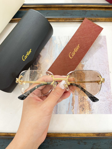 Cartier Sunglasses AAAA-7366