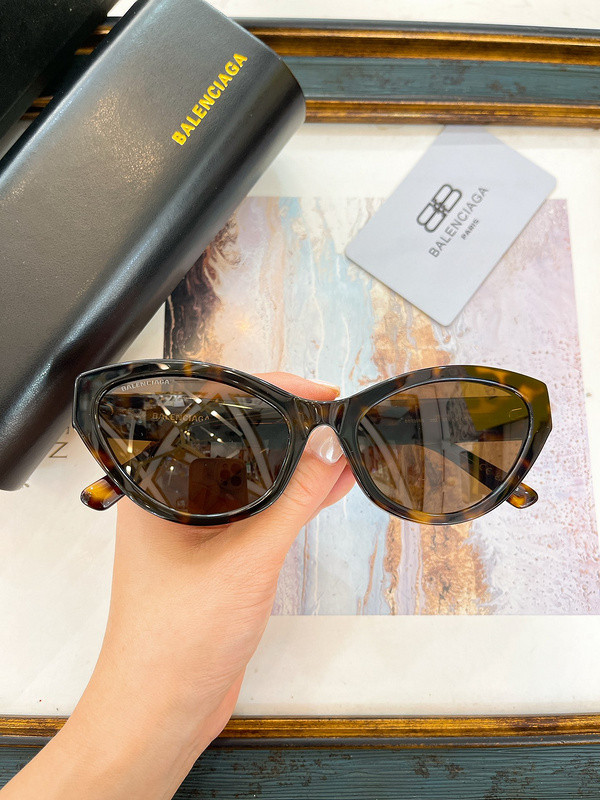B Sunglasses AAAA-982