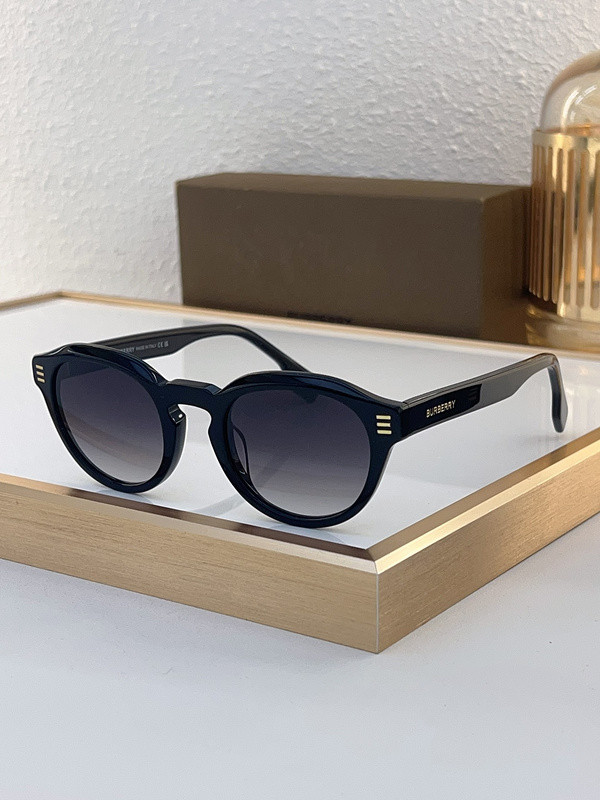 Burberry Sunglasses AAAA-2777