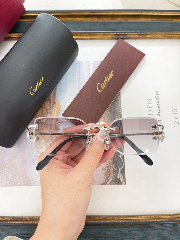Cartier Sunglasses AAAA-7001