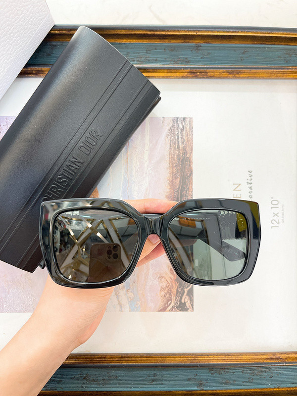 Dior Sunglasses AAAA-2955